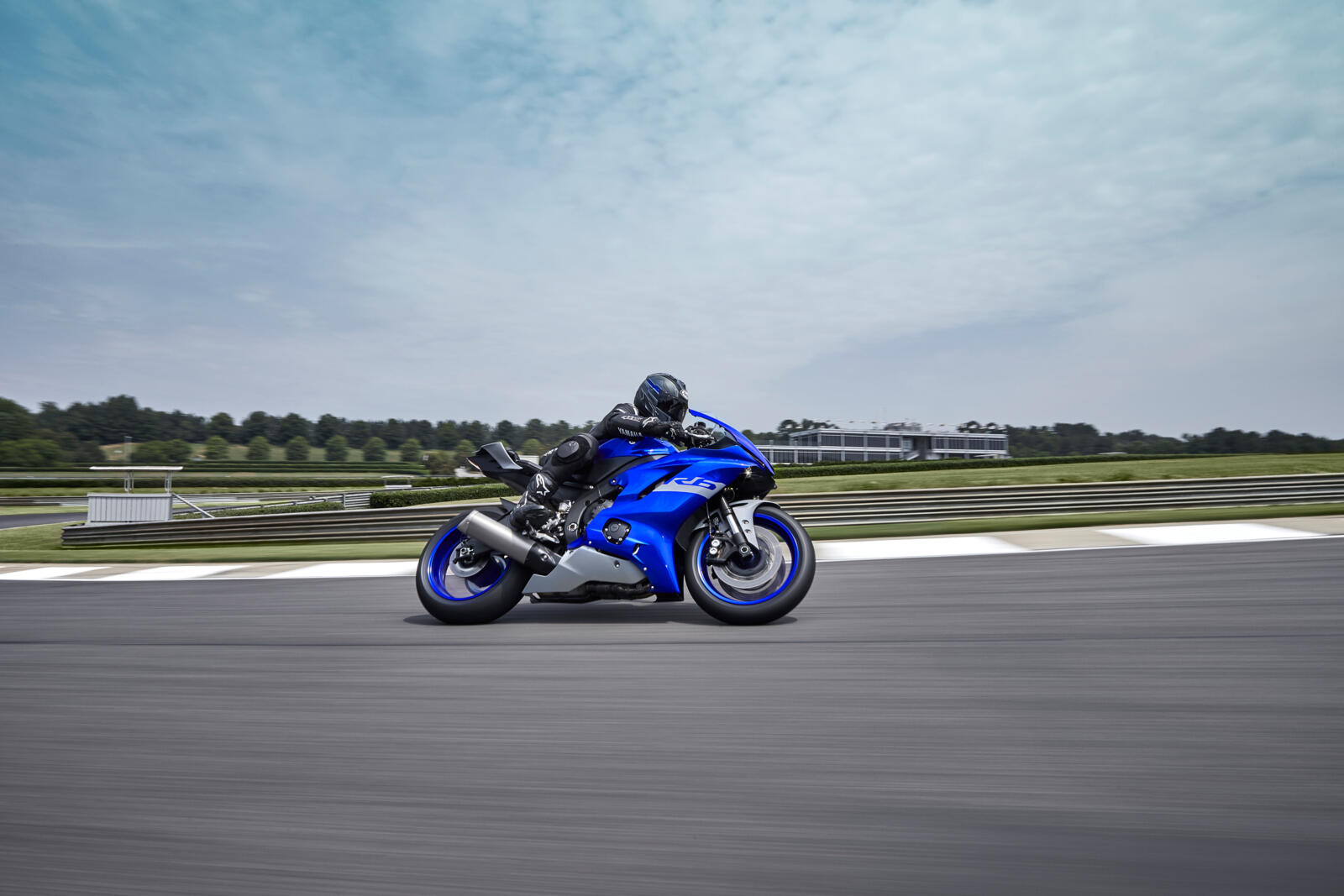 2021 YAM YZFR6RACE EU DPBMC ACT 004 03 Preview