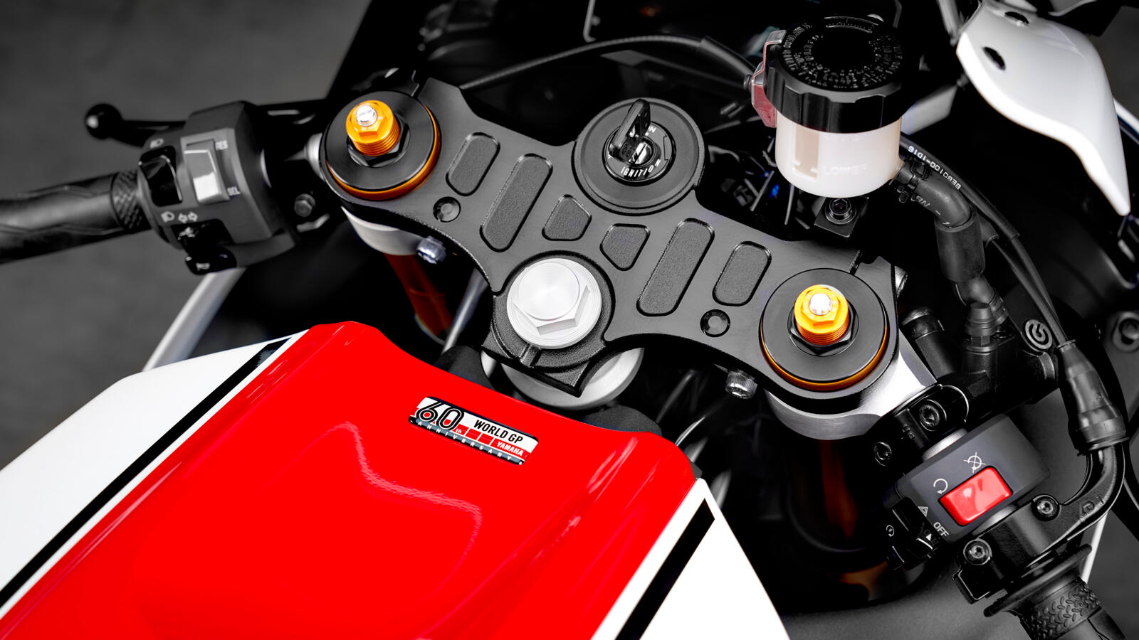 2022 YAM YZF700R7SV EU SW DET 010 03 Preview
