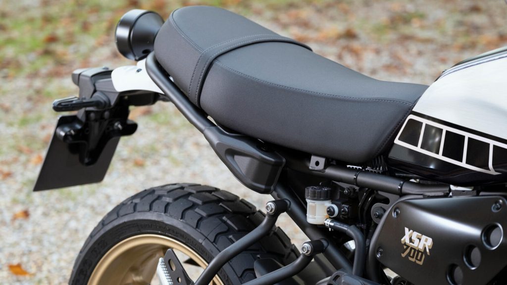 YAMAHA XSR700 LEGACY 2023