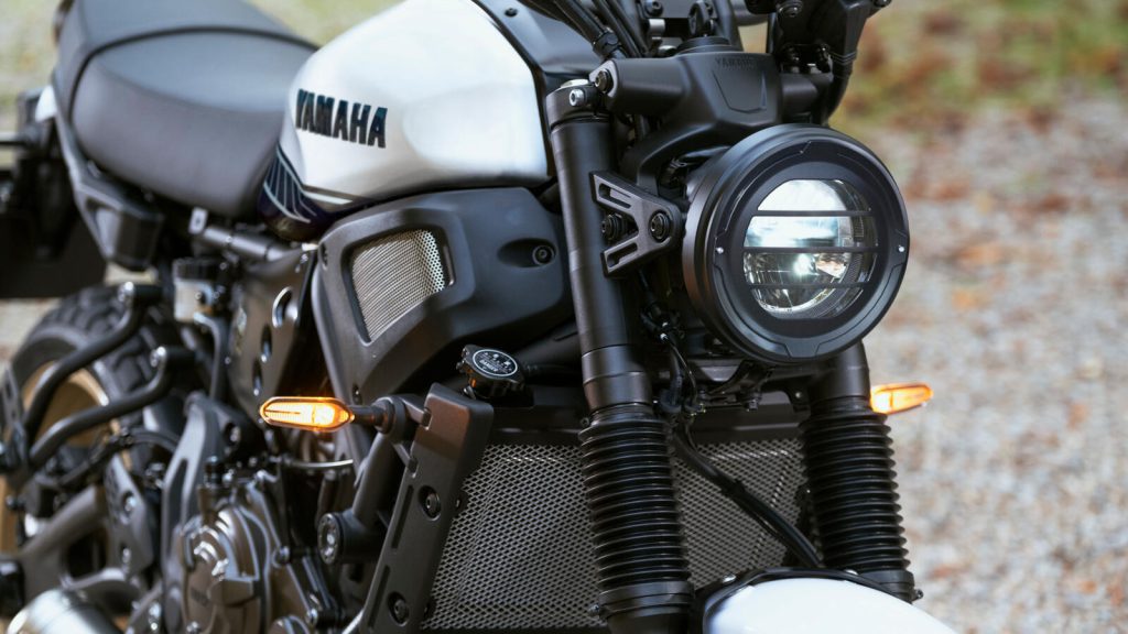 YAMAHA XSR700 LEGACY 2023