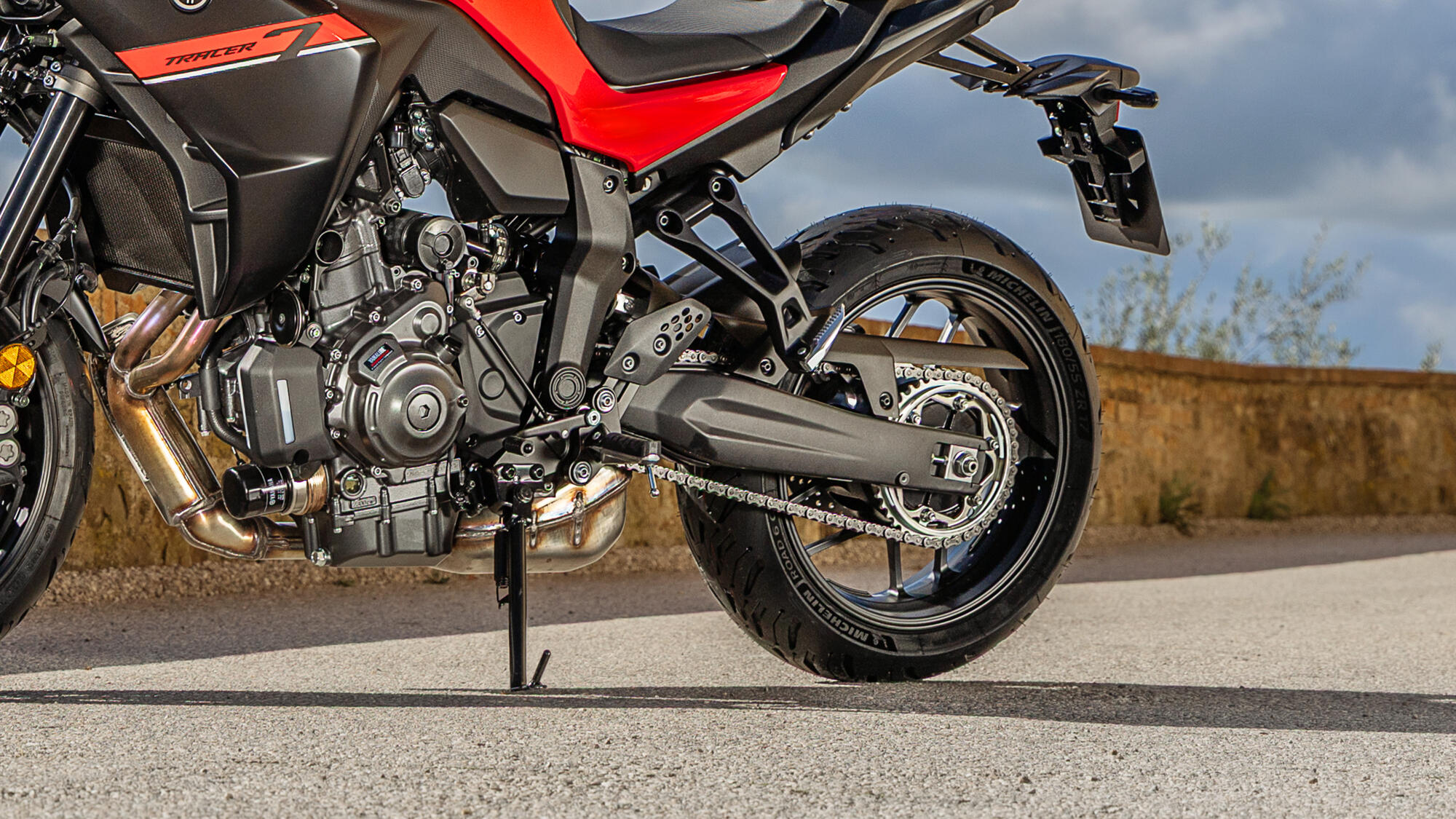 2025 Yamaha MT07TR EU NA Detail 005 03