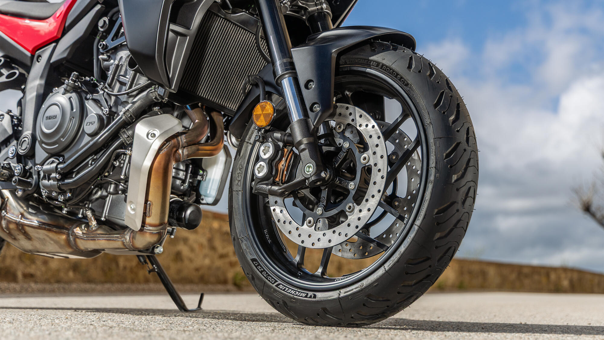 2025 Yamaha MT07TR EU NA Detail 009 03
